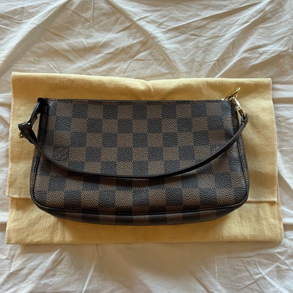SOLD Authentic Louis Vuitton Pochette Accessoires - Picture 2 of 7